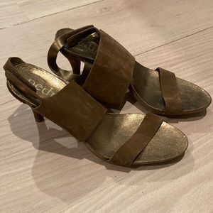 Pedro Garcia Size 10